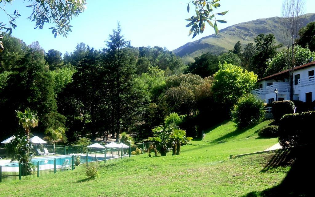 Las Ardillas Cabanas Y Suites La Falda Dış mekan fotoğraf
