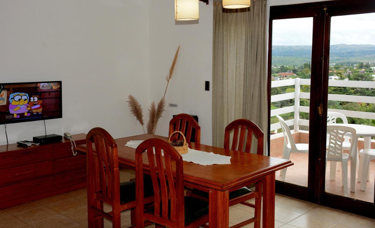 Las Ardillas Cabanas Y Suites La Falda Dış mekan fotoğraf